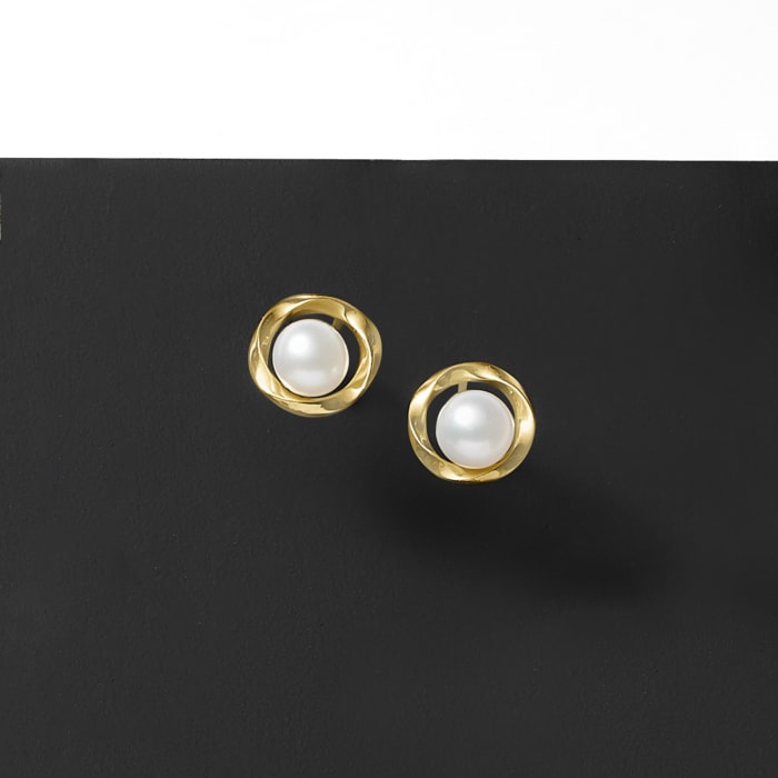 6mm Cultured Pearl Circle Stud Earrings in 14kt Yellow Gold